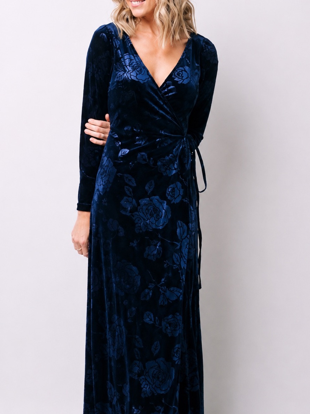 Baltic Born Womens Matthews Blue Embossed Velvet Maxi Dress Medium NEW